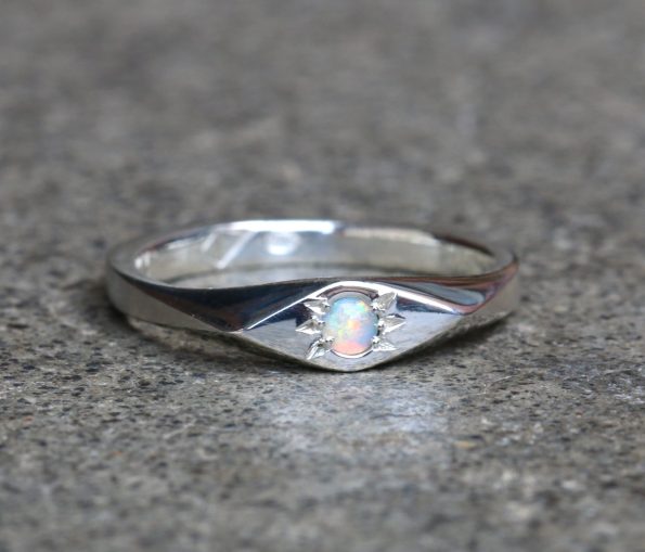 Petite Signet Ring - Image 5