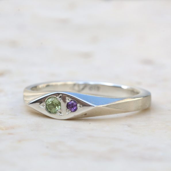 Petite Signet Ring - Image 2