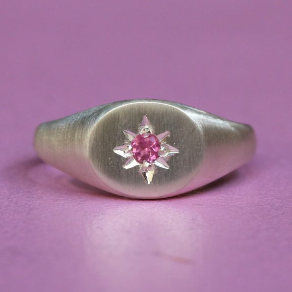 Oval Signet Ring - Image 2