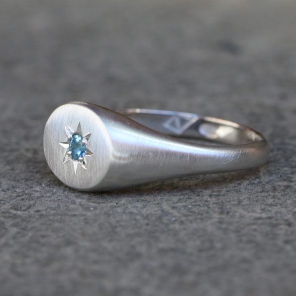 Oval Signet Ring - Image 7